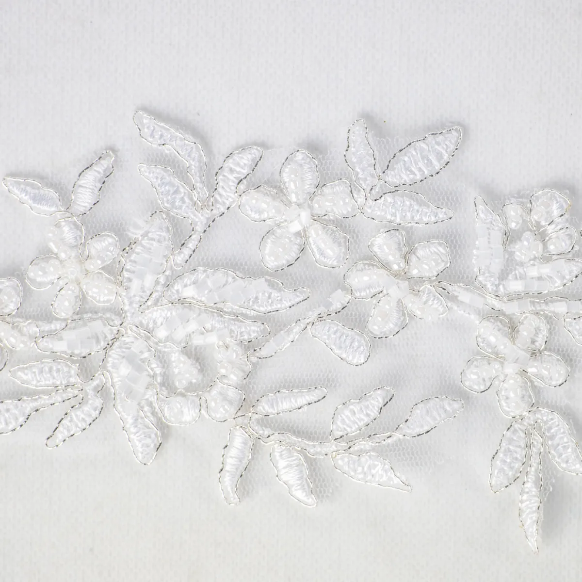 Giesse Scampoli Applicazioni>APPLICAZIONI BEAUNE SPOSA SPOSA