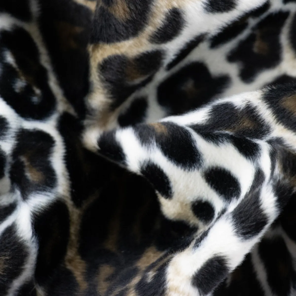 Giesse Scampoli Pelliccia Sintetica E Finta Pelle|Tessuti Tecnici Per L'Arredo>CAVALLINO ANIMALIER