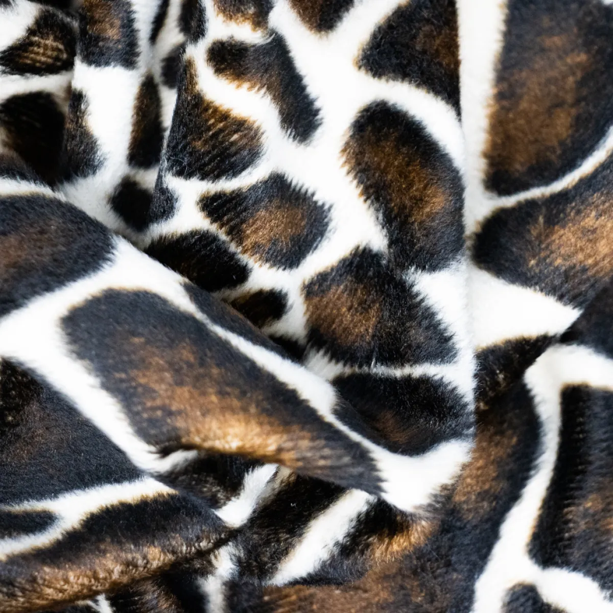 Giesse Scampoli Pelliccia Sintetica E Finta Pelle|Tessuti Tecnici Per L'Arredo>CAVALLINO GIRAFFA