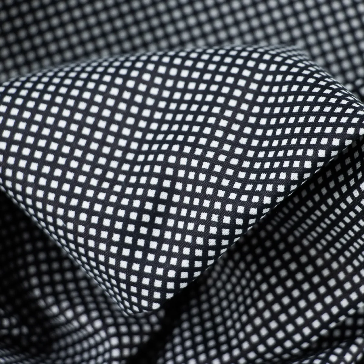 Giesse Scampoli Camiceria>COTONE CAMICERIA CRAVATTA GEOMETRICO
