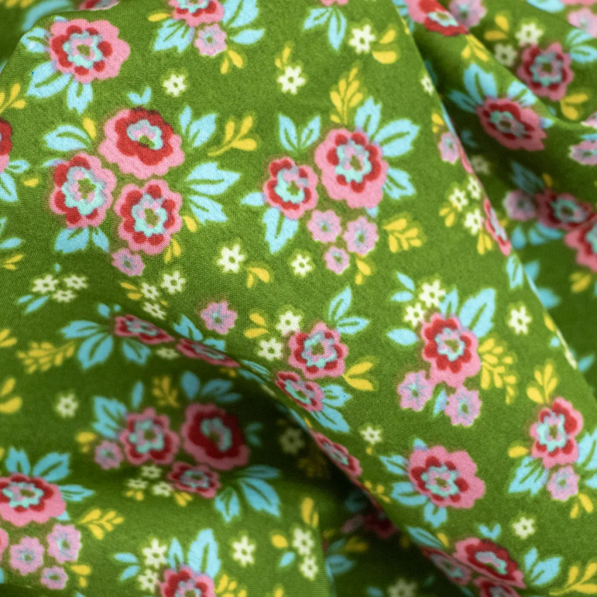 Giesse Scampoli Fantasie Moda>CREPE NICOLETTA MULTIFIORI