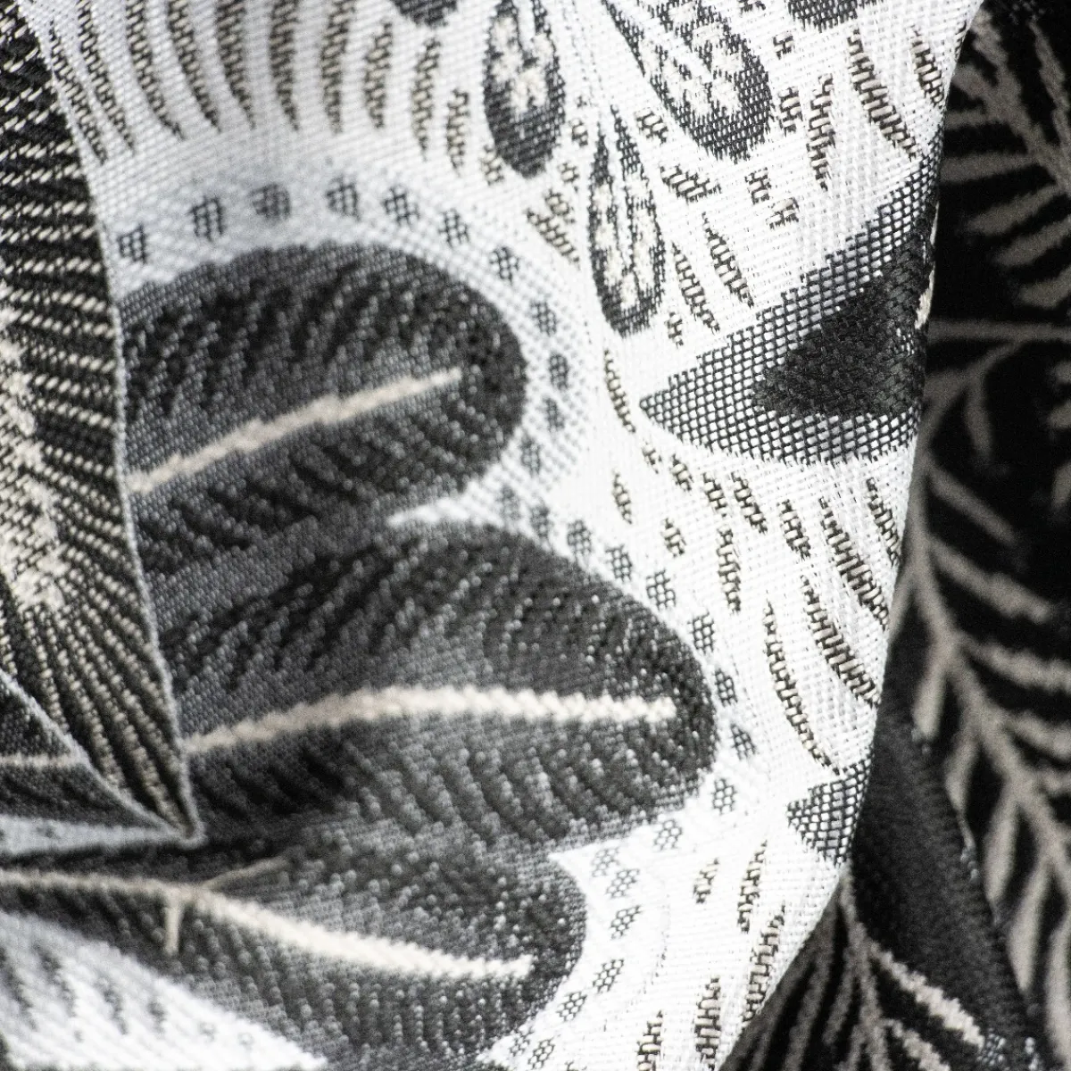 Giesse Scampoli Tappezzeria Fantasia>GOBELIN BOTANIC BLACK