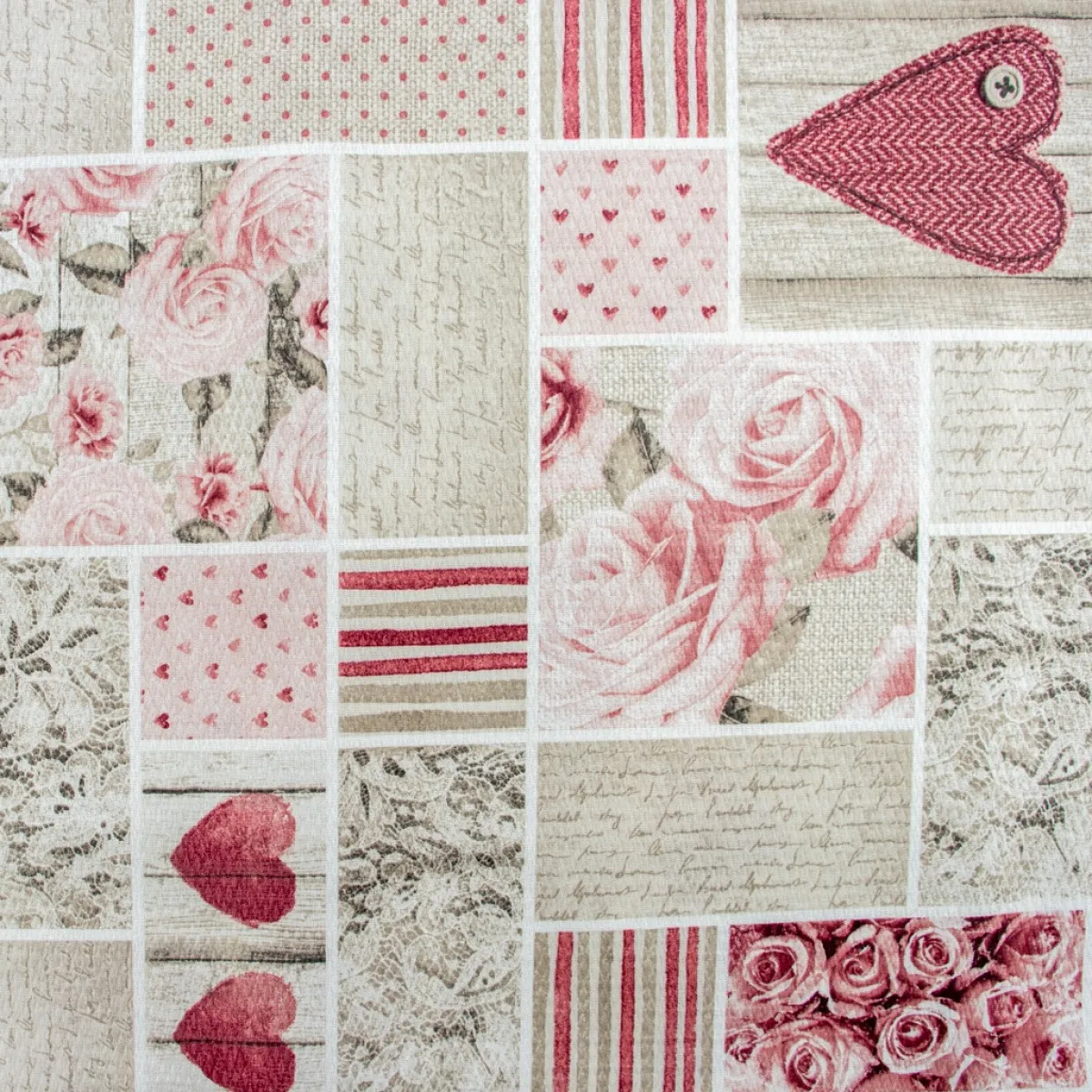 Bambino Giesse Scampoli Trapuntati|Cotone Piquet>PIQUET FANTASIA CUORI PATCHWORK SHABY
