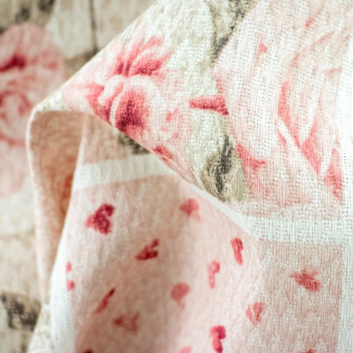 Bambino Giesse Scampoli Trapuntati|Cotone Piquet>PIQUET FANTASIA CUORI PATCHWORK SHABY