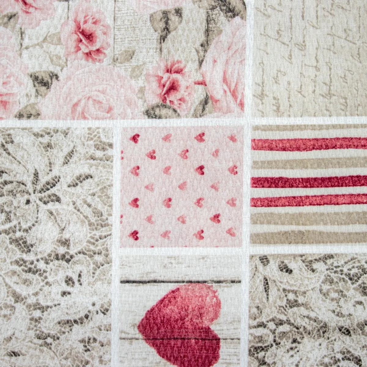 Bambino Giesse Scampoli Trapuntati|Cotone Piquet>PIQUET FANTASIA CUORI PATCHWORK SHABY