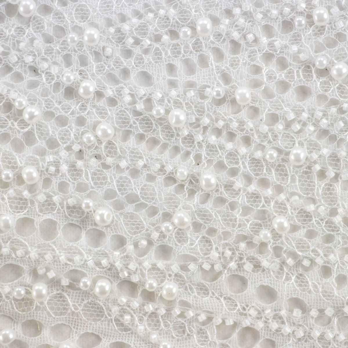 Giesse Scampoli Tessuti In Pizzo>PIZZO MACRAME CON PERLINE IACOPEN SPOSA