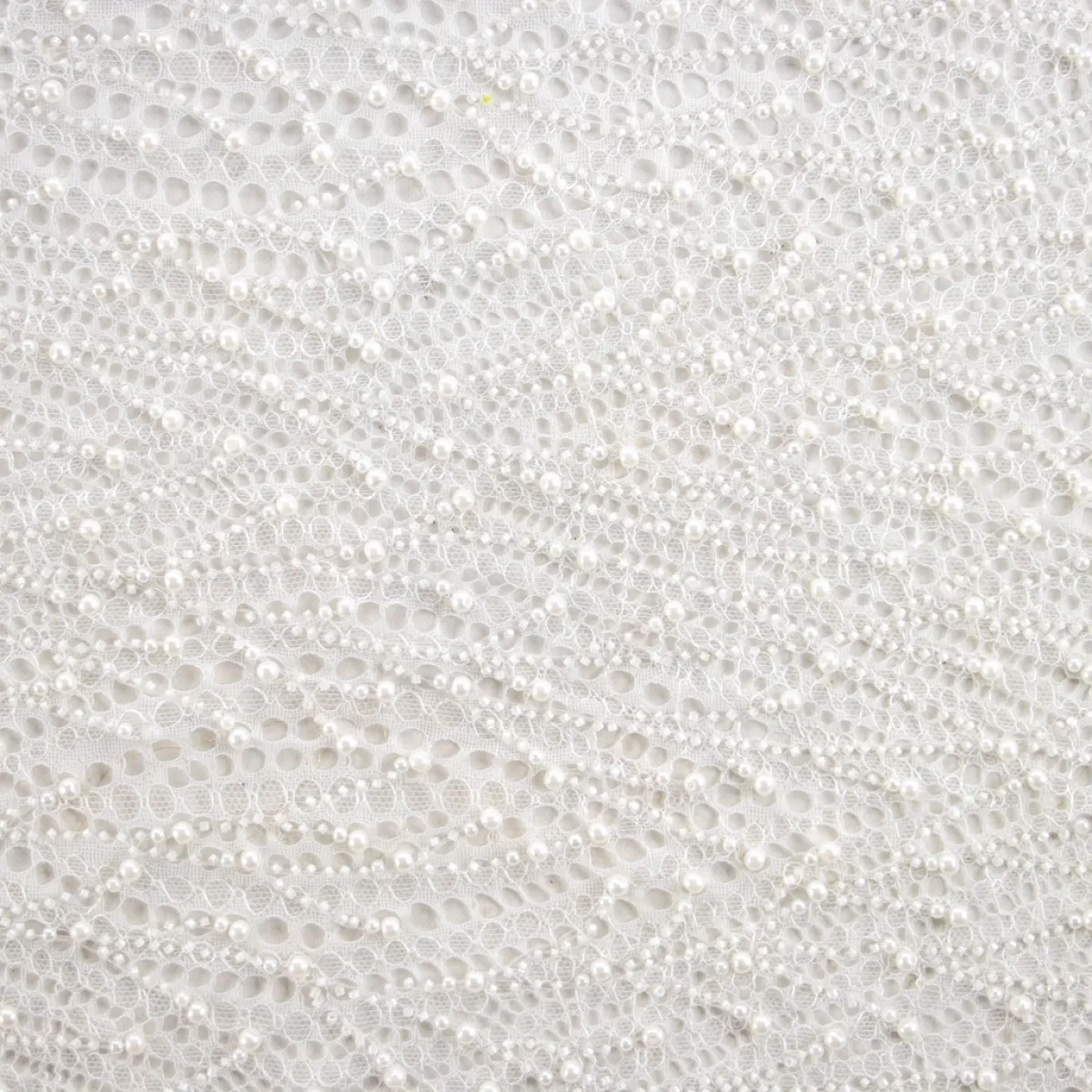 Giesse Scampoli Tessuti In Pizzo>PIZZO MACRAME CON PERLINE IACOPEN SPOSA