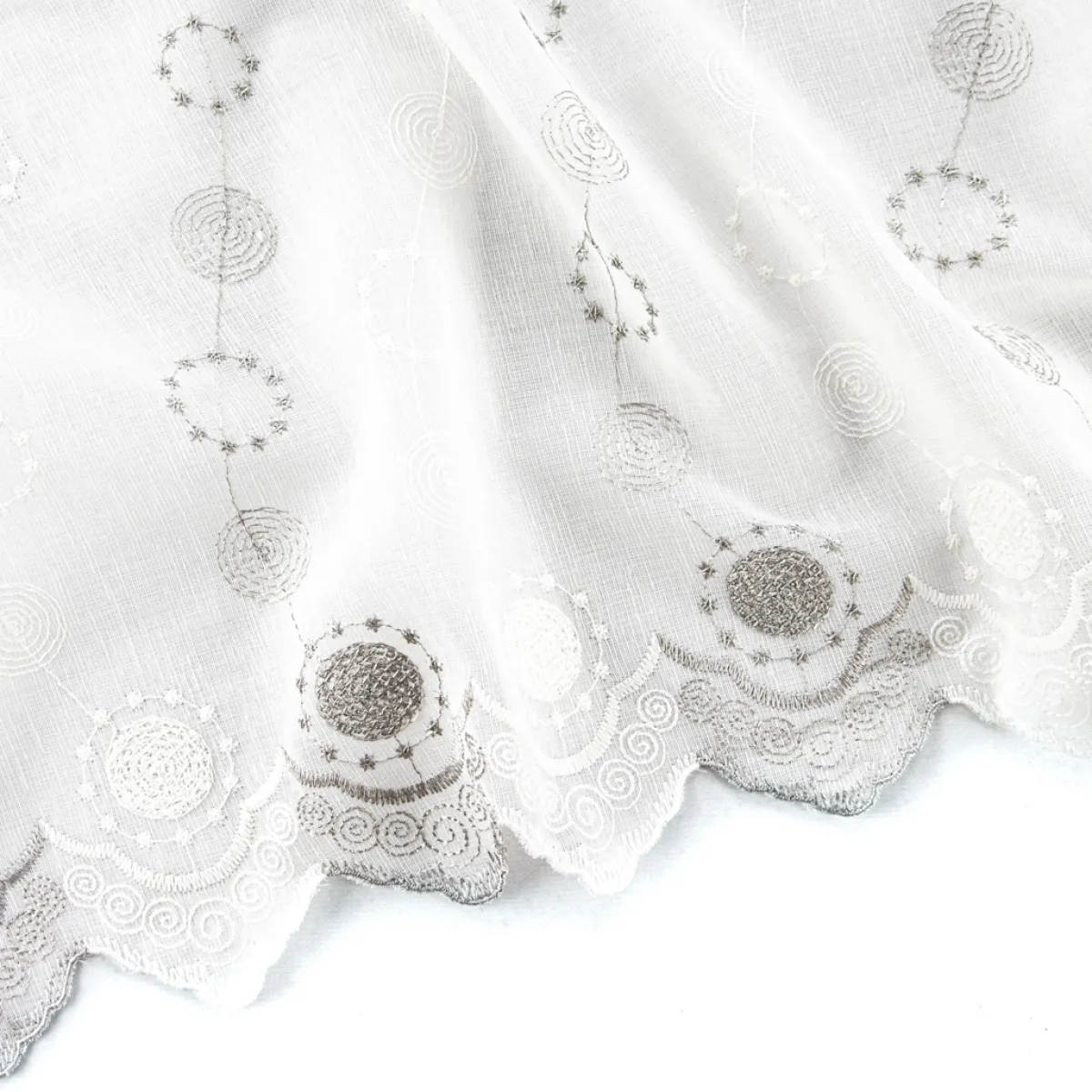 Giesse Scampoli Tende Moda|Tende Classiche>STORIA TENDA
