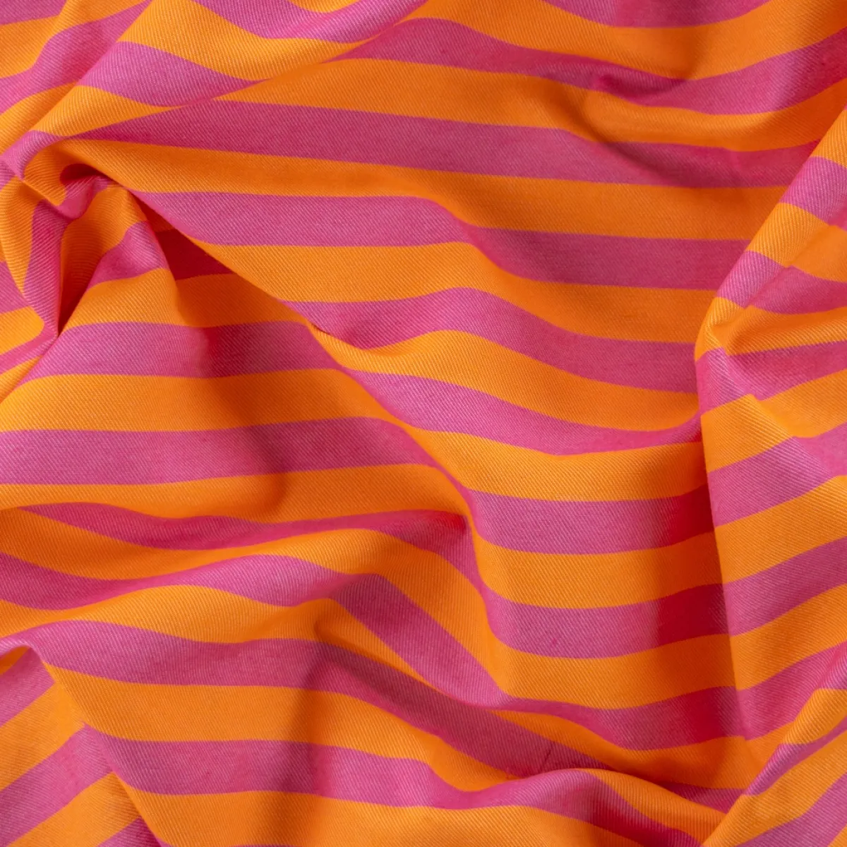 Giesse Scampoli Tappezzeria Tinta Unita|Tappezzeria Fantasia>SUMMER RIGHE