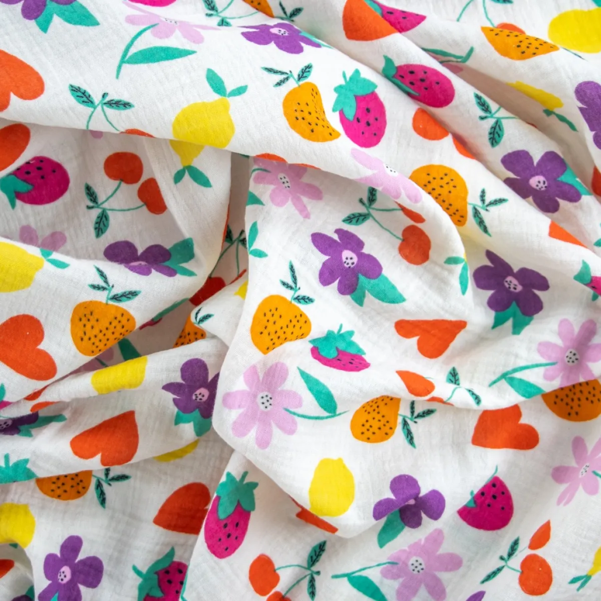 Bambino Giesse Scampoli Tessuti In Cotone|Fantasie Moda>TELA INDIANA FANTASIA FIORI E FRUTTA
