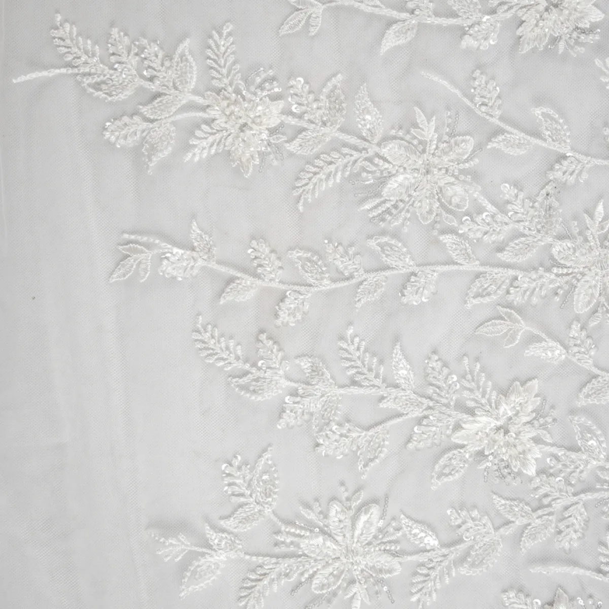 Giesse Scampoli Tessuti In Pizzo|Tessuti Tinta Unita>TULLE RICAMATO CON PERLINE ROUEN SPOSA