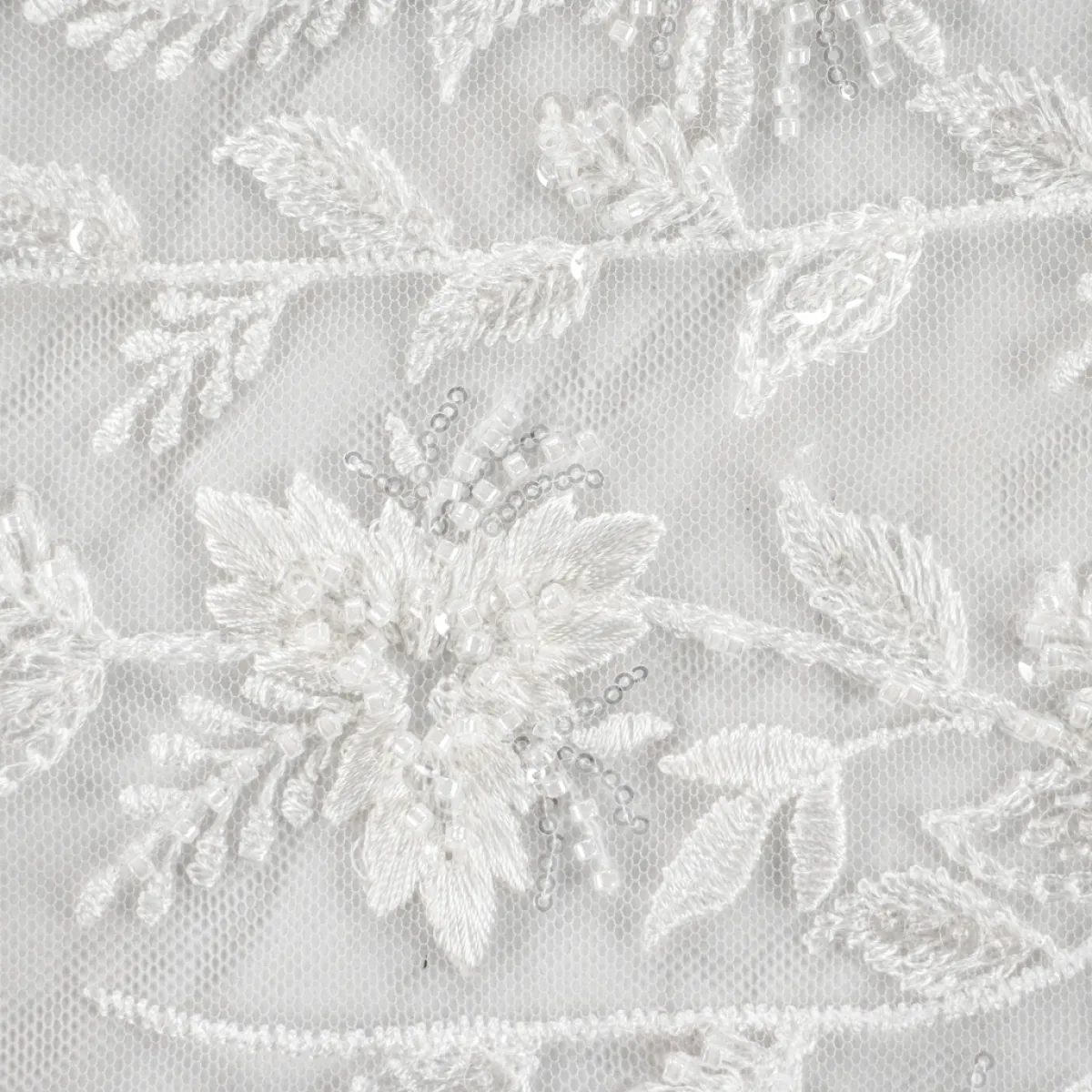 Giesse Scampoli Tessuti In Pizzo|Tessuti Tinta Unita>TULLE RICAMATO CON PERLINE ROUEN SPOSA