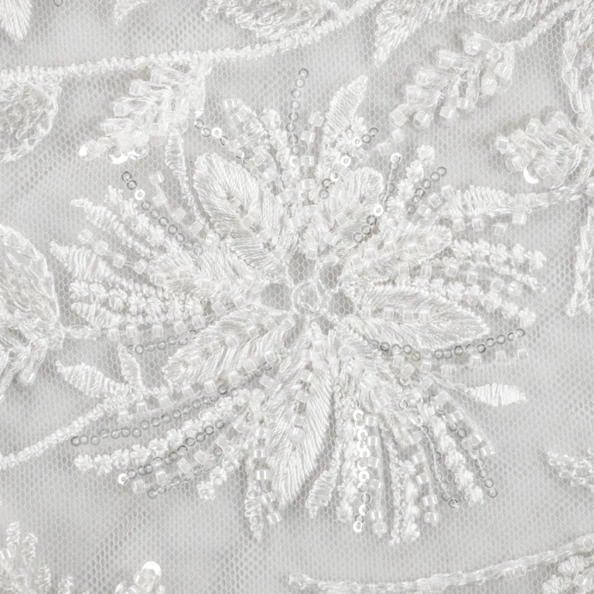 Giesse Scampoli Tessuti In Pizzo|Tessuti Tinta Unita>TULLE RICAMATO CON PERLINE ROUEN SPOSA