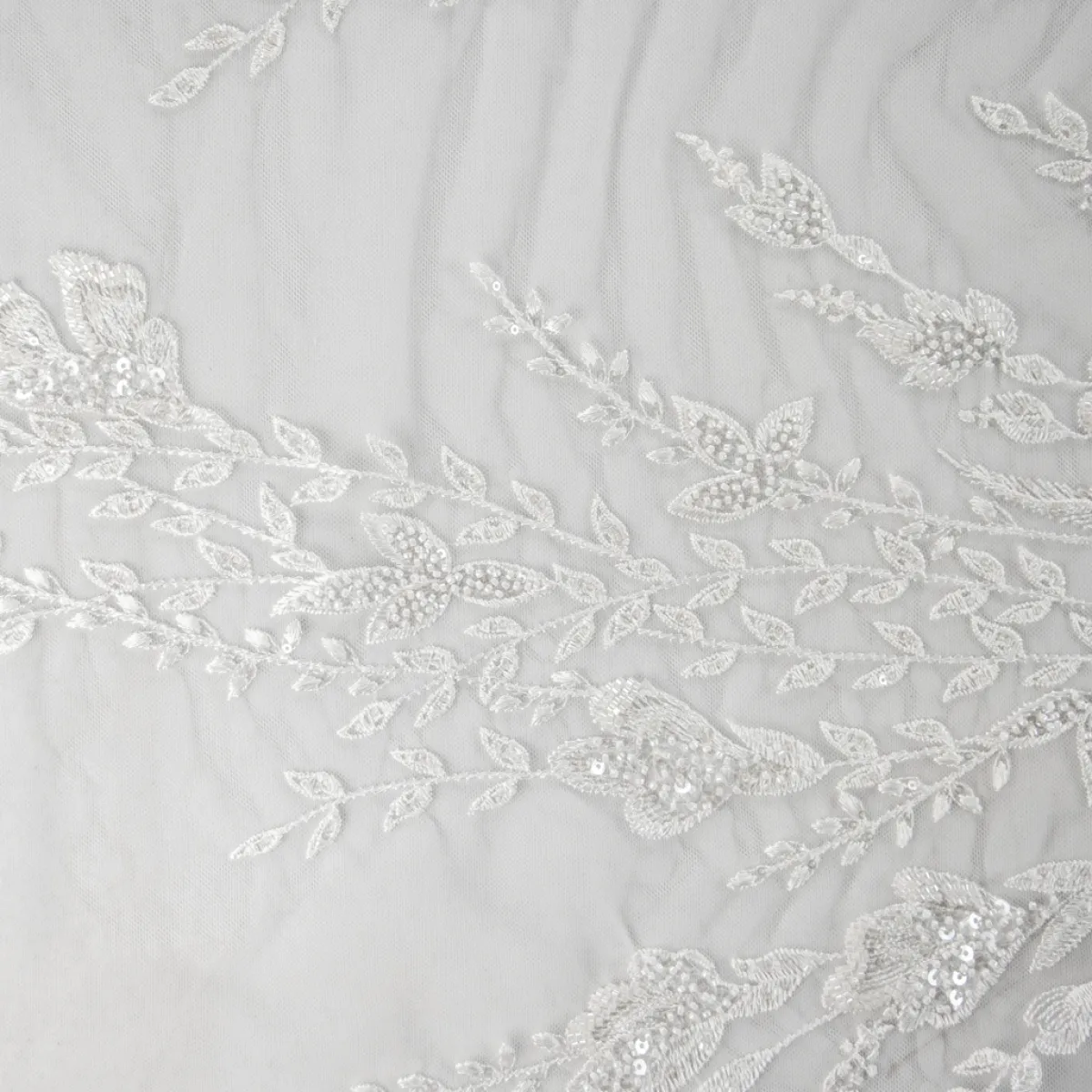 Giesse Scampoli Tessuti In Pizzo|Tessuti Tinta Unita>TULLE RICAMATO CON PERLINE VERTOU SPOSA