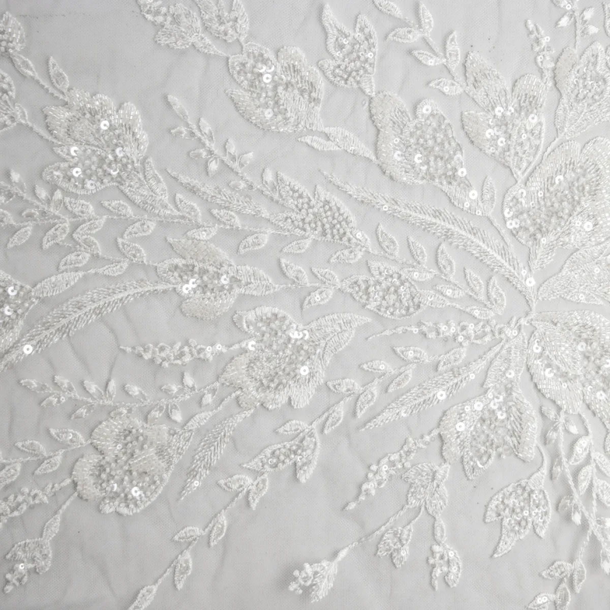 Giesse Scampoli Tessuti In Pizzo|Tessuti Tinta Unita>TULLE RICAMATO CON PERLINE VERTOU SPOSA
